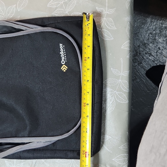 Small Outdoor Products Bag - Picture 6 of 6